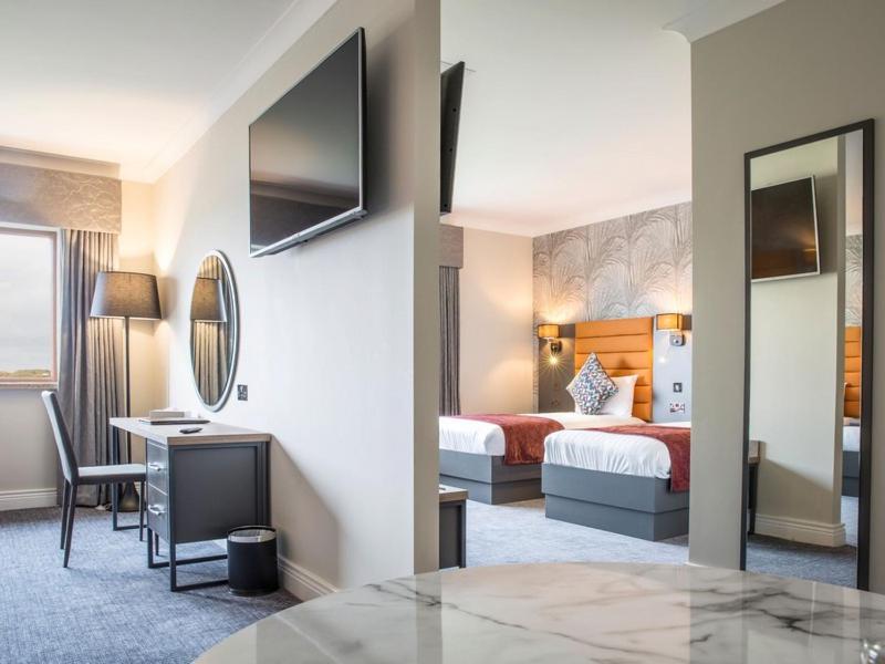 Diamond Coast Hotel เอนนิสโครน ภายนอก รูปภาพ