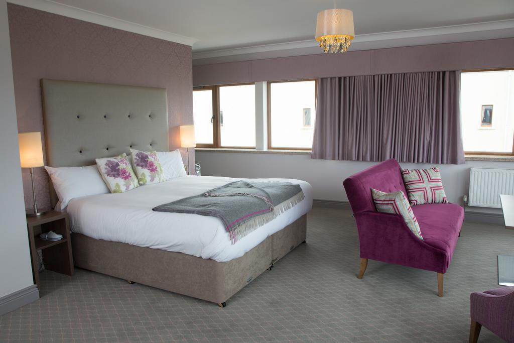 Diamond Coast Hotel เอนนิสโครน ภายนอก รูปภาพ